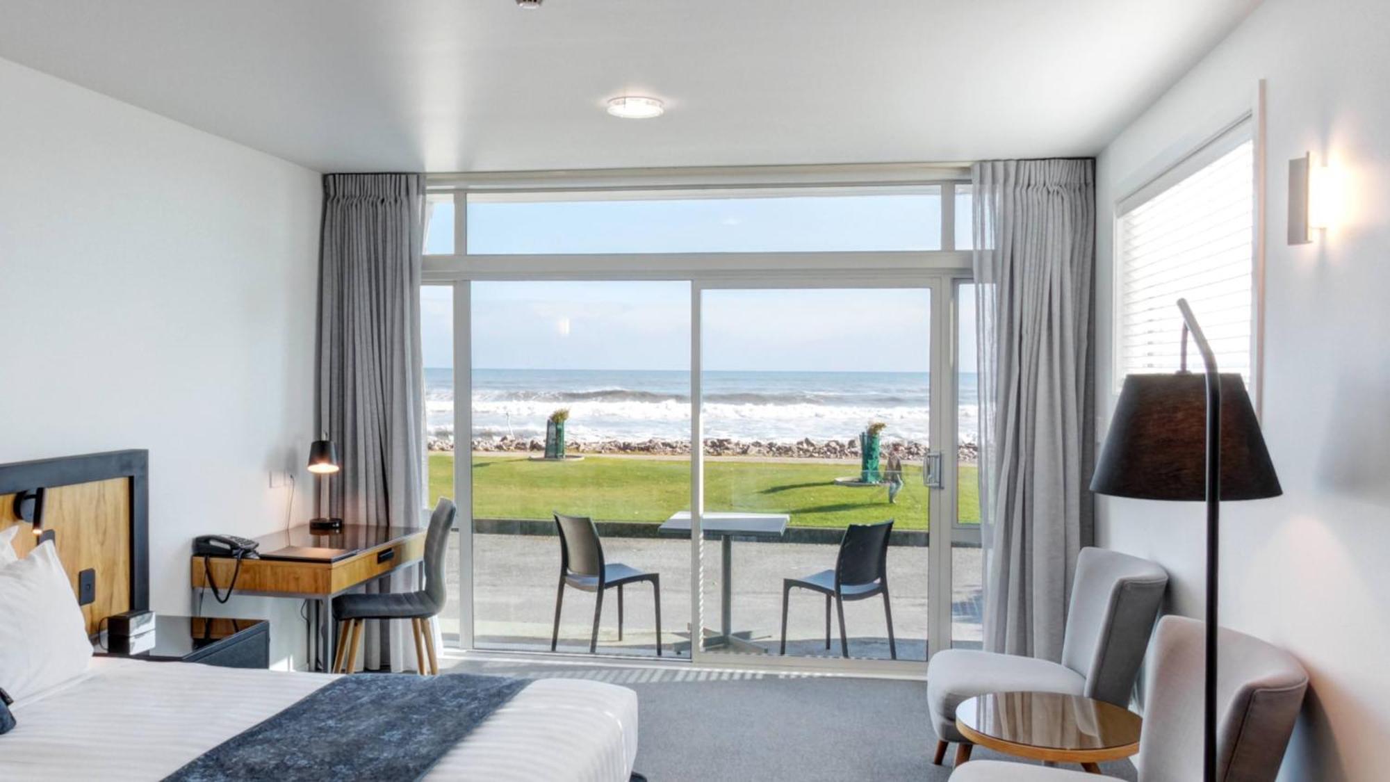 Beachfront Hotel Hokitika Bagian luar foto