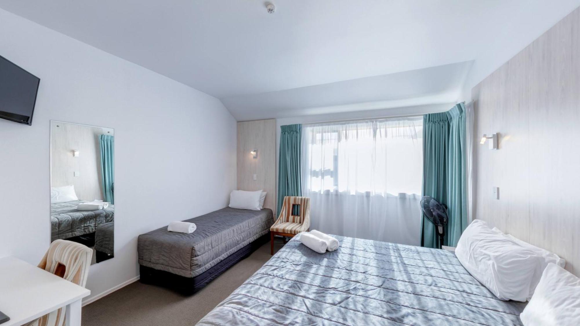 Beachfront Hotel Hokitika Bagian luar foto